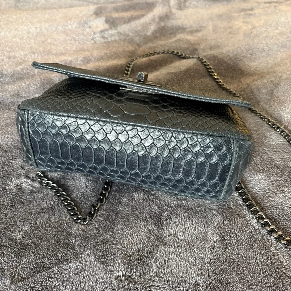 Stylish Dark Navy Snake Print Crossbody Bag